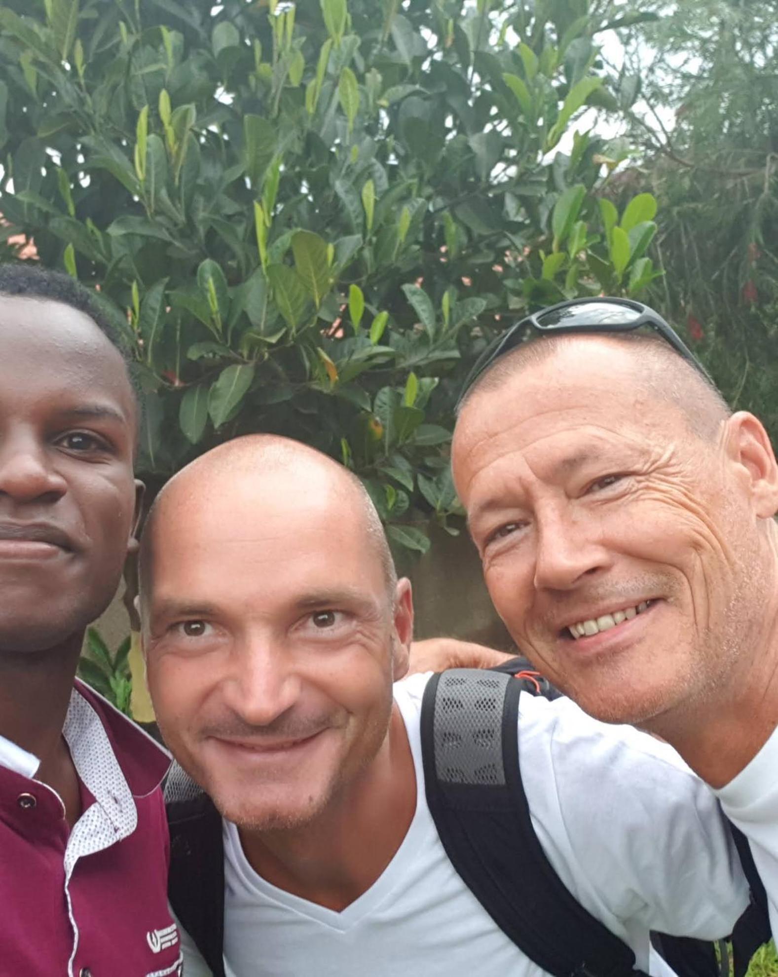 Tgs Homestay Kampala Bagian luar foto