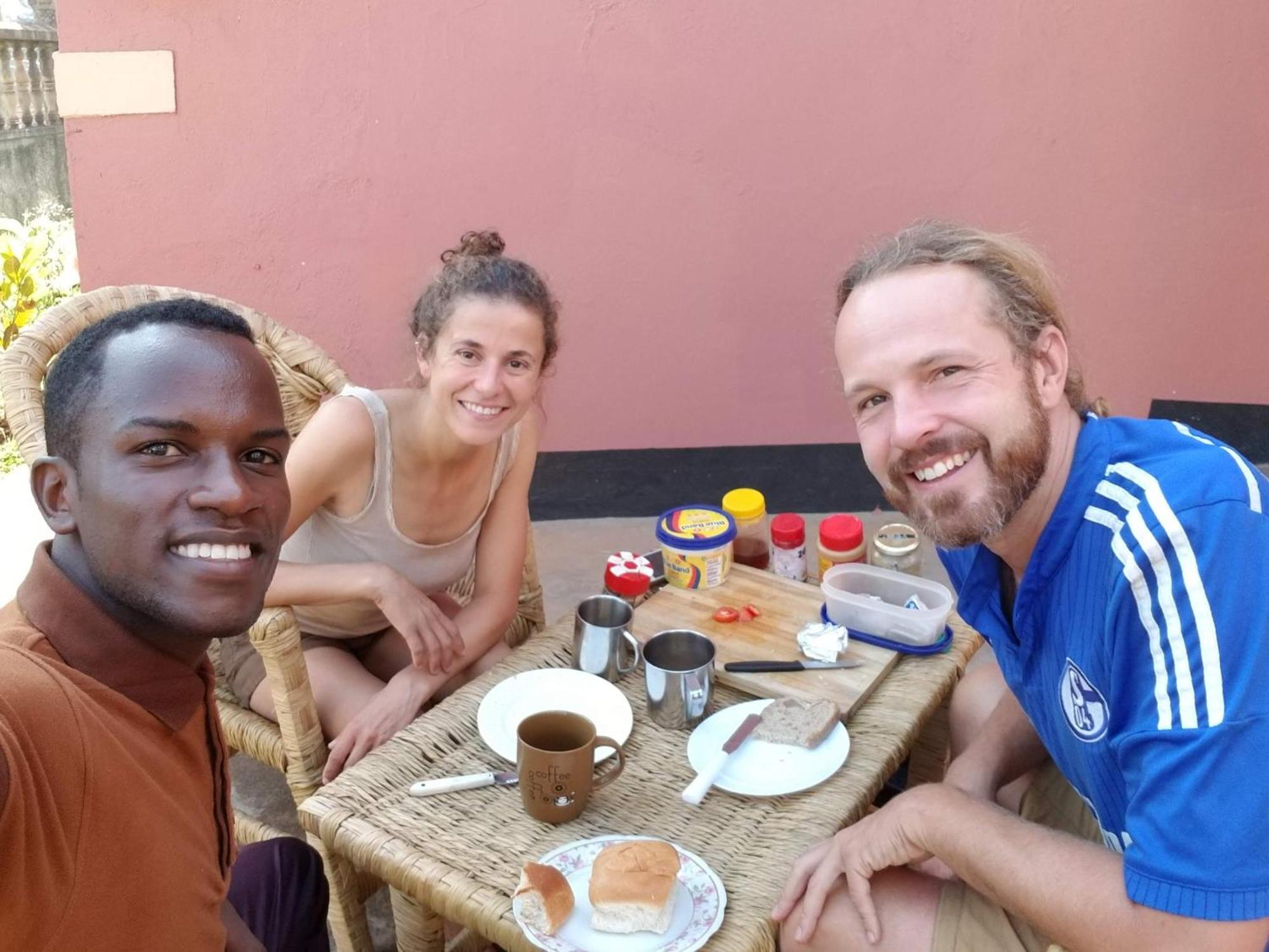Tgs Homestay Kampala Bagian luar foto
